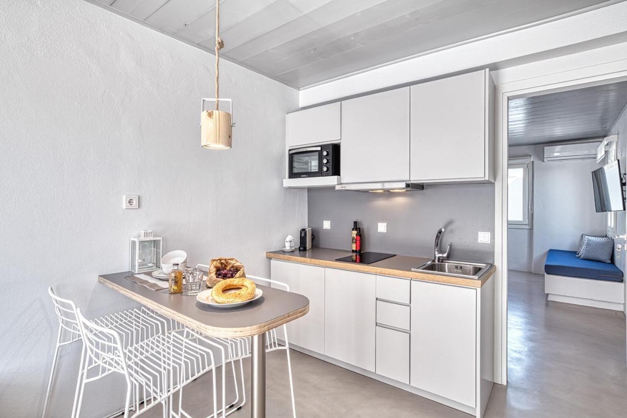 White Cliff Apartment Naousa (Paros)