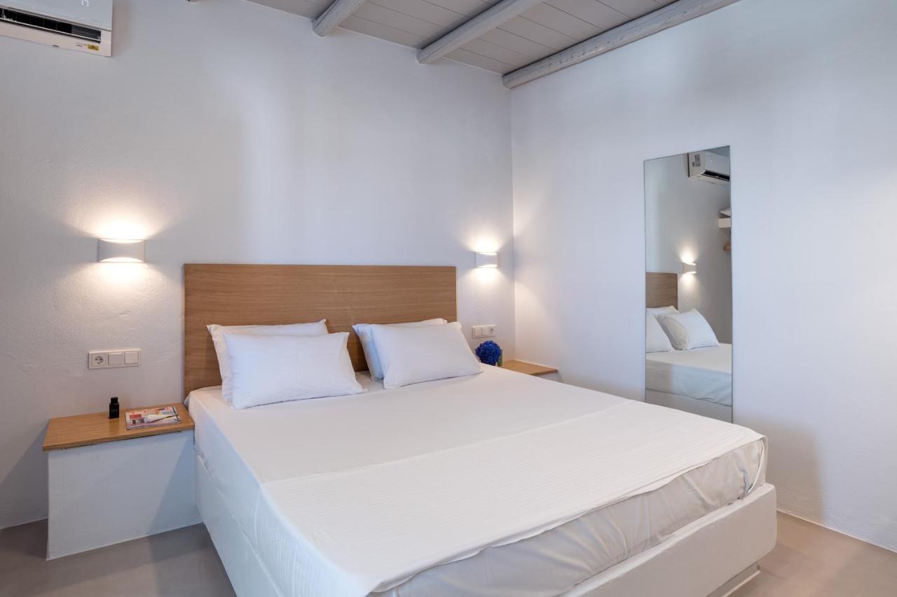 White Cliff Apartment