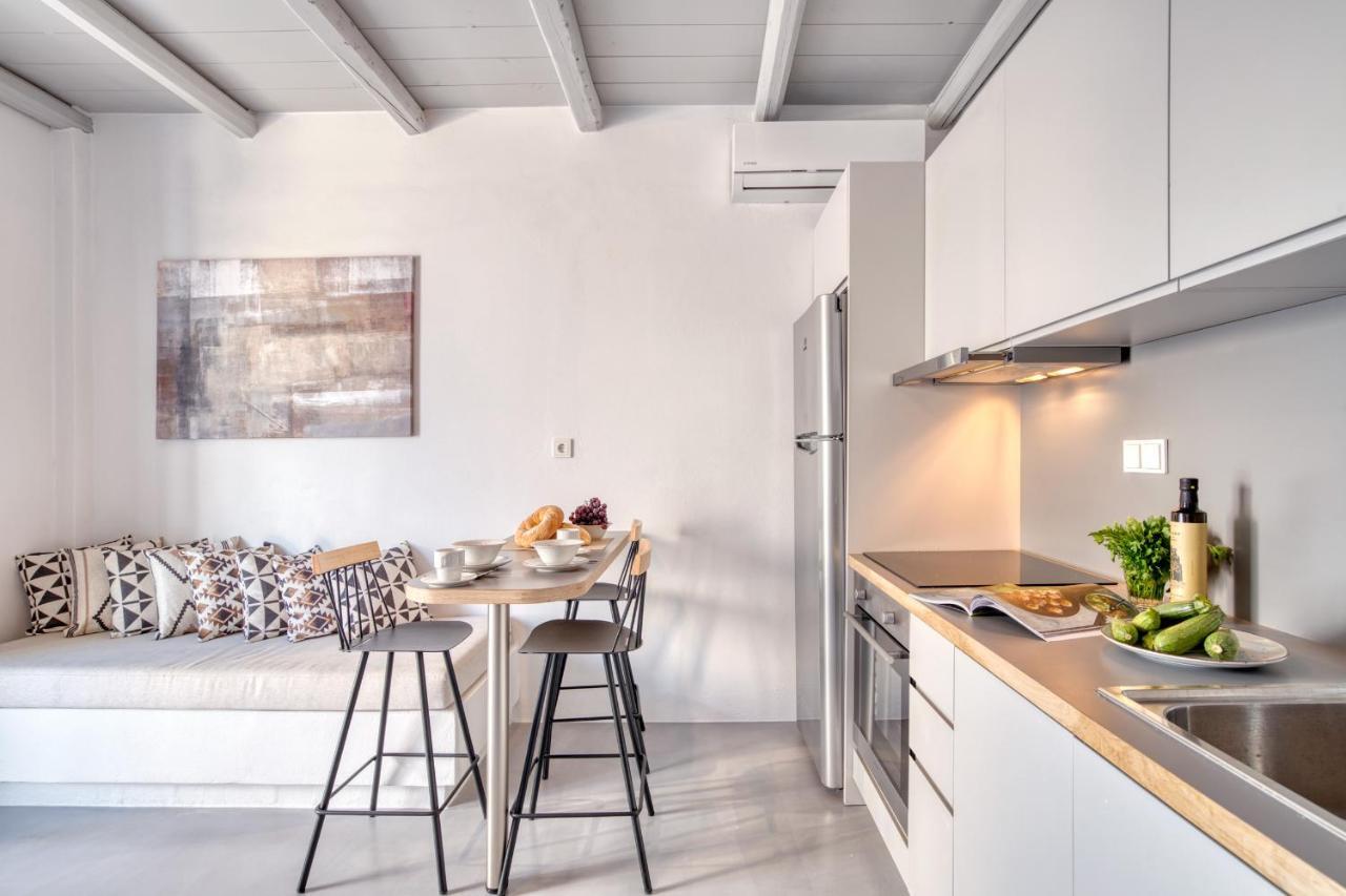 Apartment White Cliff Naousa (Paros)